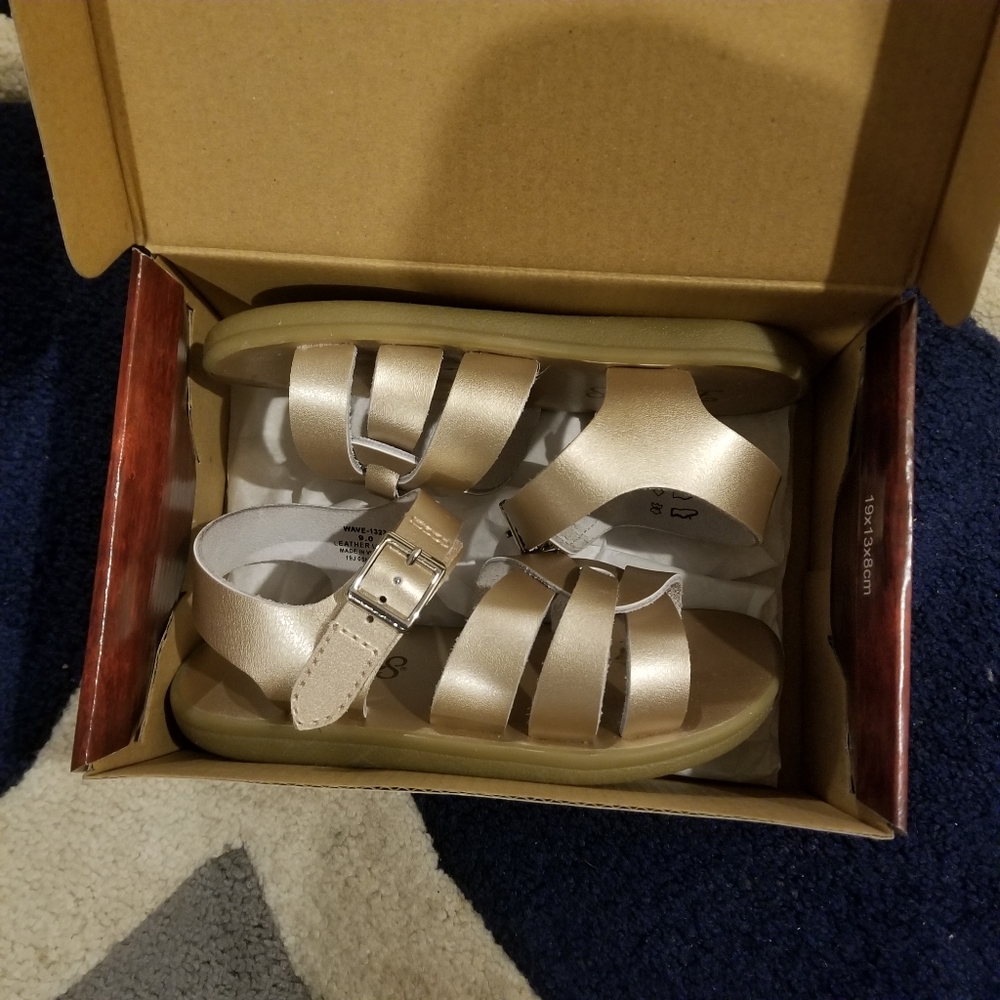 Girls footmates rose gold